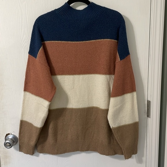 H By Halston Oversized Color Block Navy/Coral/Tan/Cream Sweater Size Medium - Picture 6 of 7